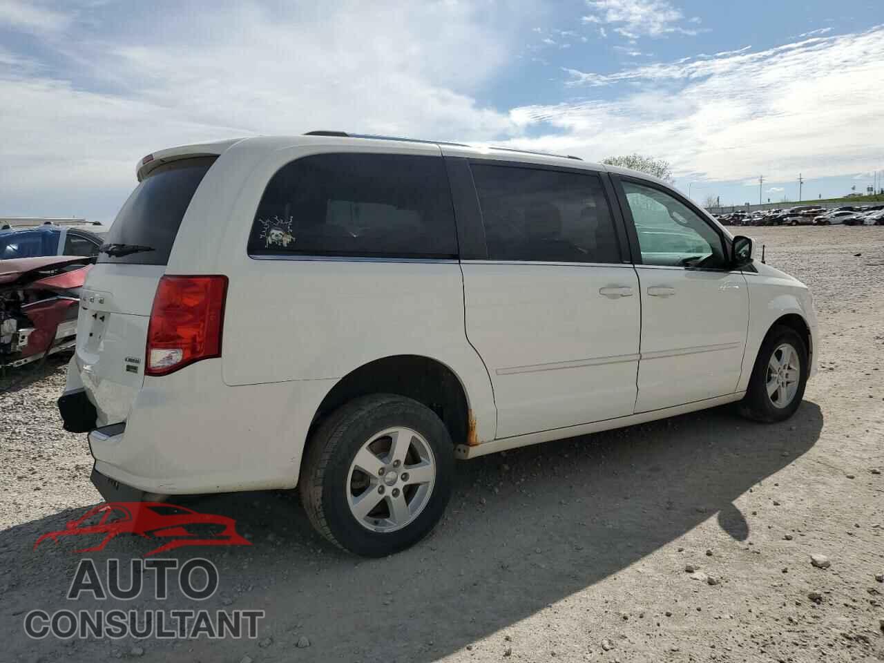 DODGE CARAVAN 2011 - 2D4RN5DG8BR700017