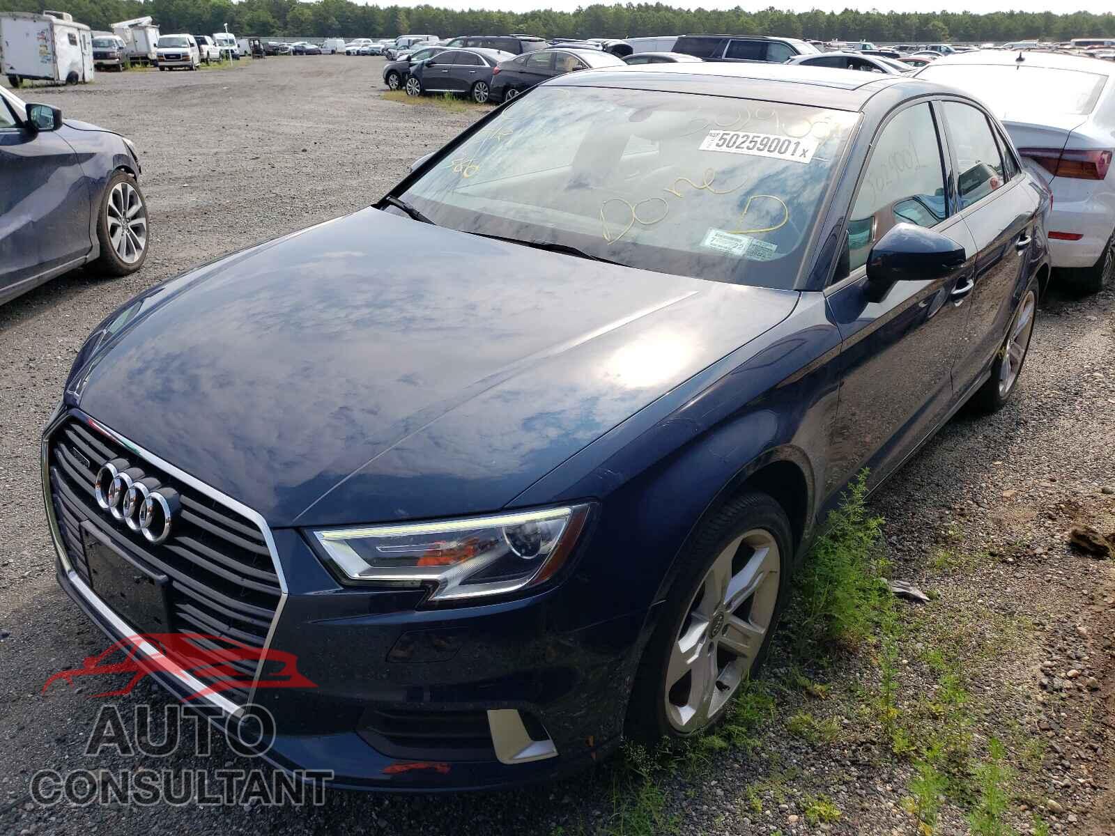 AUDI A3 2018 - WAUB8GFFXJ1009433