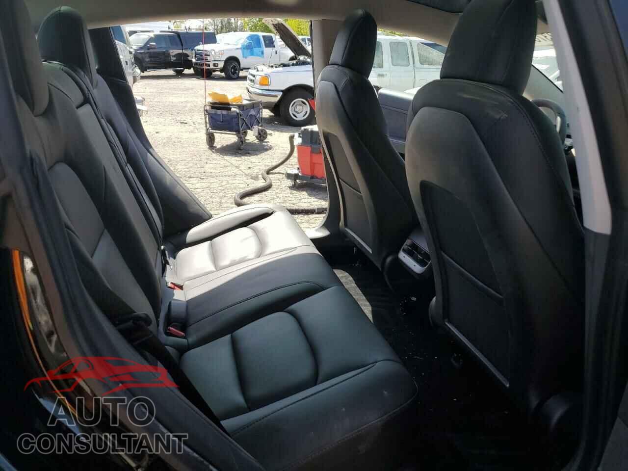 TESLA MODEL 3 2020 - 5YJ3E1EC5LF741936