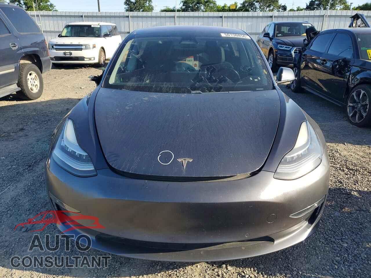 TESLA MODEL 3 2017 - 5YJ3E1EA9HF002218