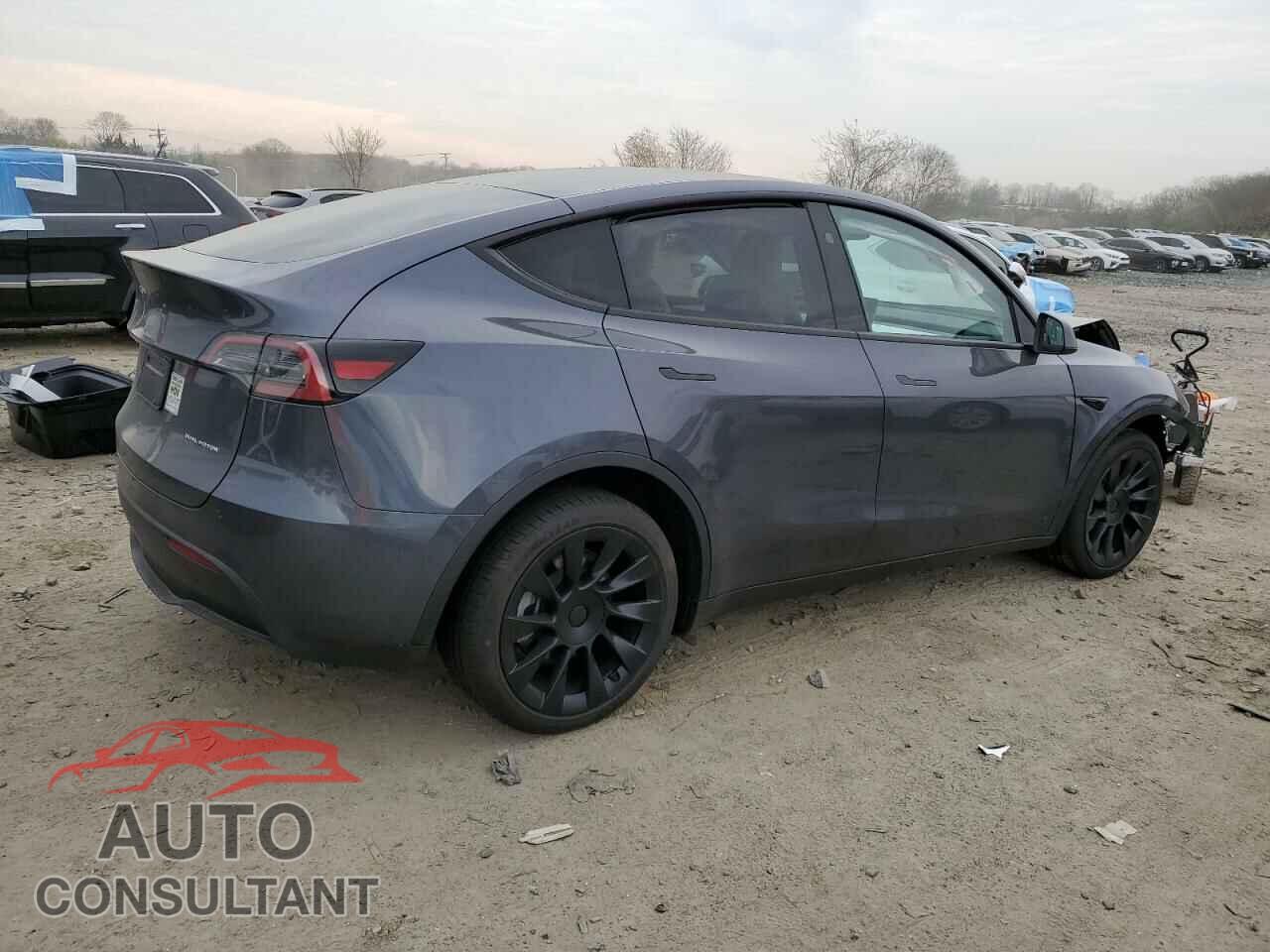 TESLA MODEL Y 2023 - 7SAYGDEE2PF865545