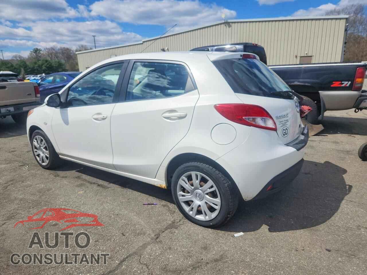 MAZDA 2 2013 - JM1DE1KZ3D0168550
