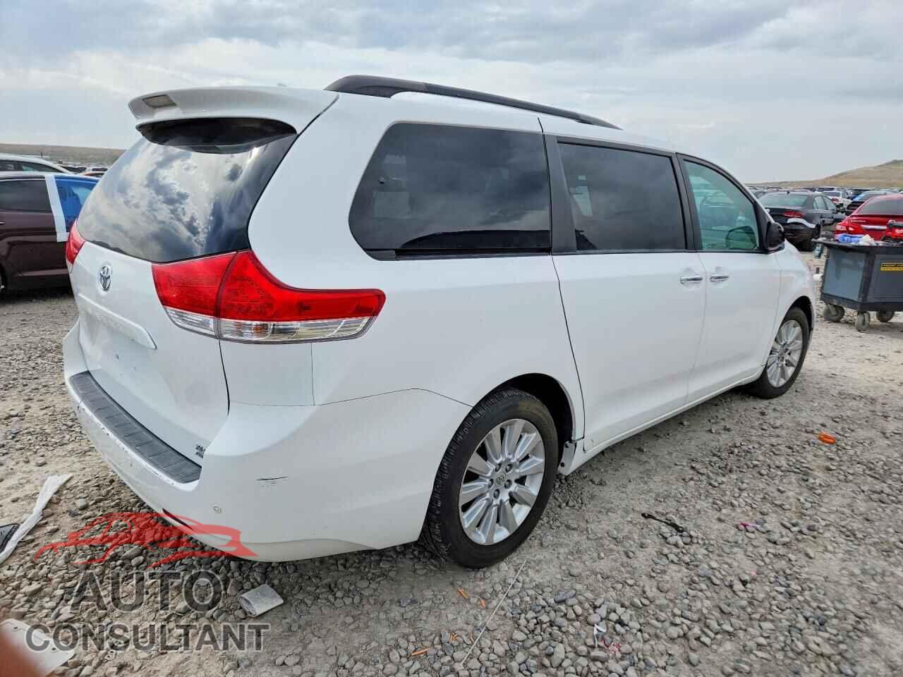 TOYOTA All Models 2011 - 5TDDK3DC9BS023973