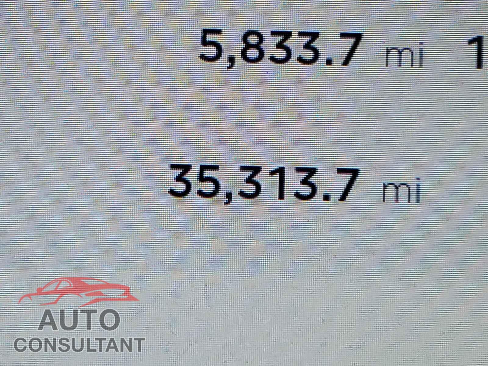 TESLA MODEL S 2018 - 5YJSA1E23JF244010
