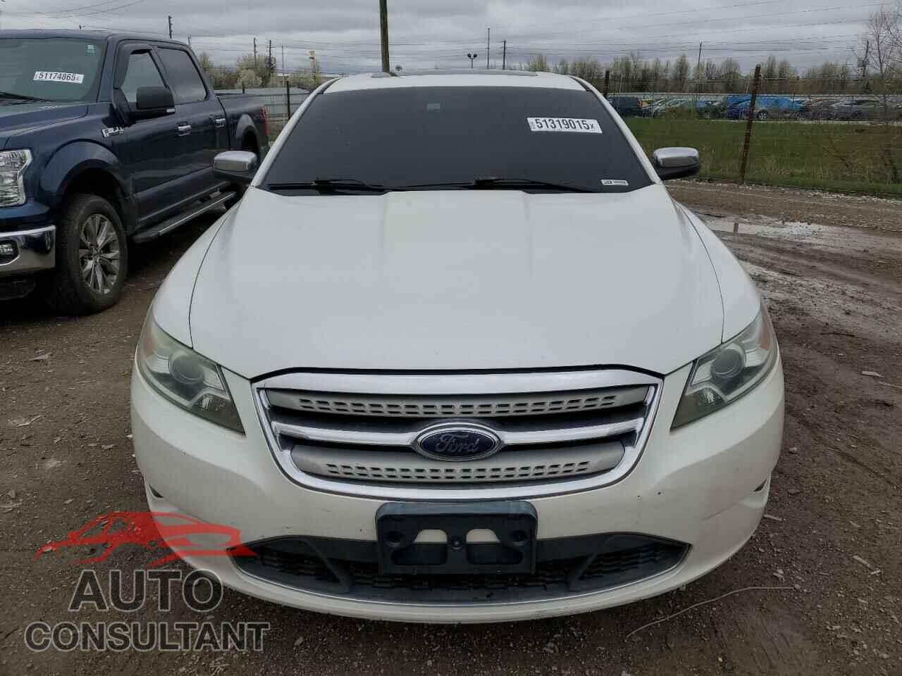 FORD TAURUS 2010 - 1FAHP2FW8AG118057