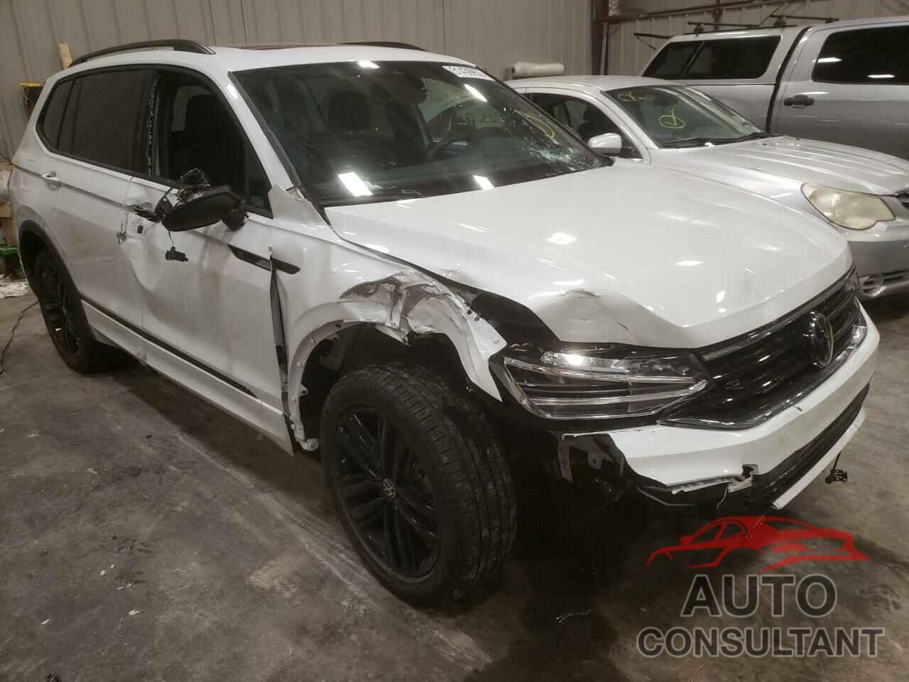 VOLKSWAGEN TIGUAN 2022 - 3VV8B7AX5NM056331