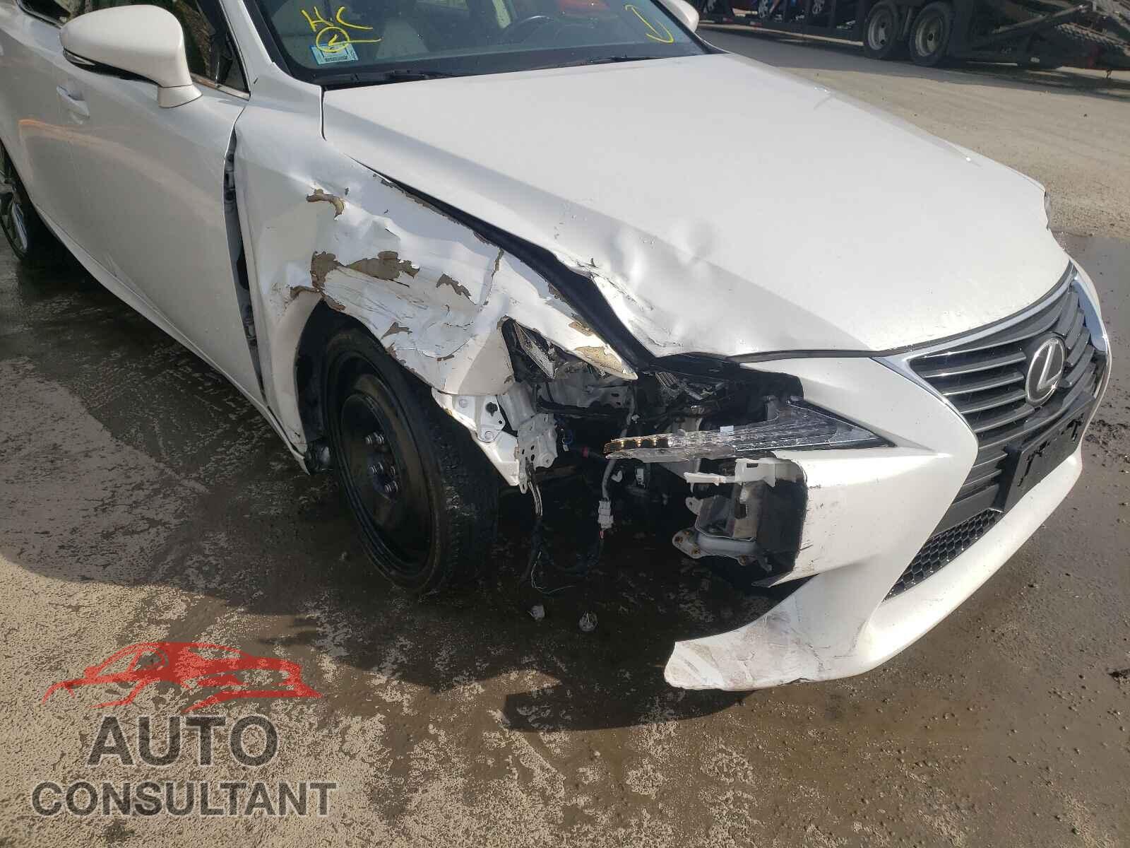 LEXUS IS 2016 - JTHCM1D25G5010747