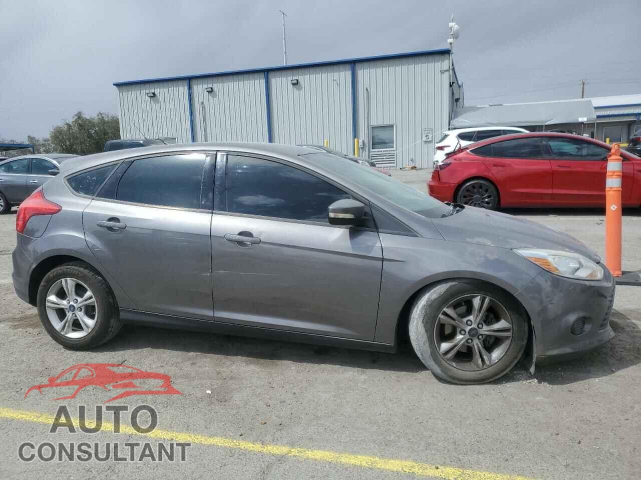 FORD FOCUS 2014 - 1FADP3K22EL201875