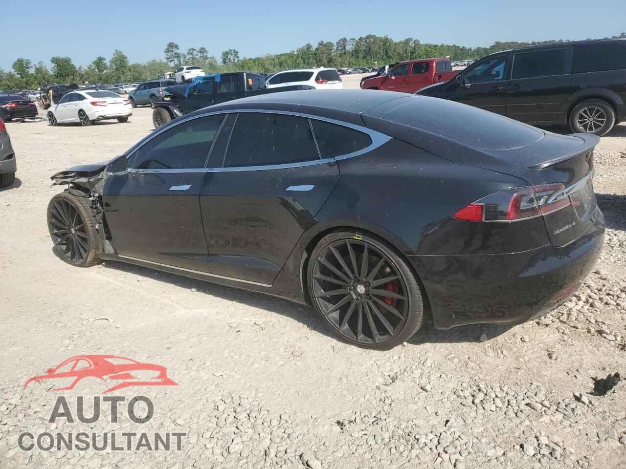 TESLA MODEL S 2018 - 5YJSA1E46JF264379