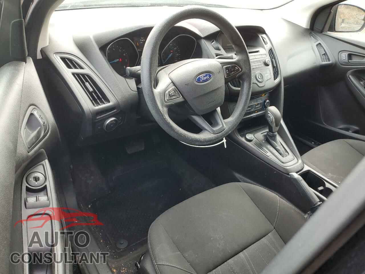 FORD FOCUS 2017 - 1FADP3E22HL311499
