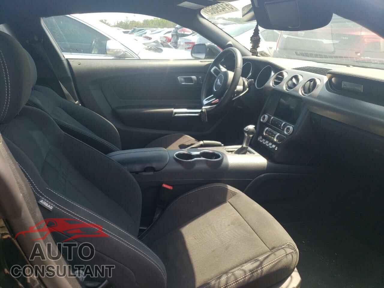 FORD MUSTANG 2021 - 1FA6P8CF1M5157832