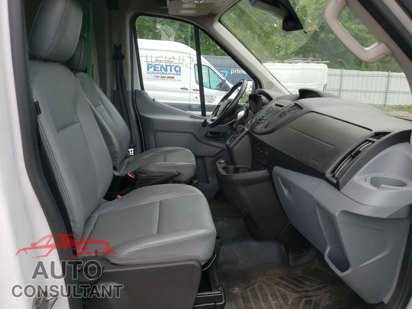 FORD TRANSIT CO 2017 - 1FTBW3XGXHKB03812