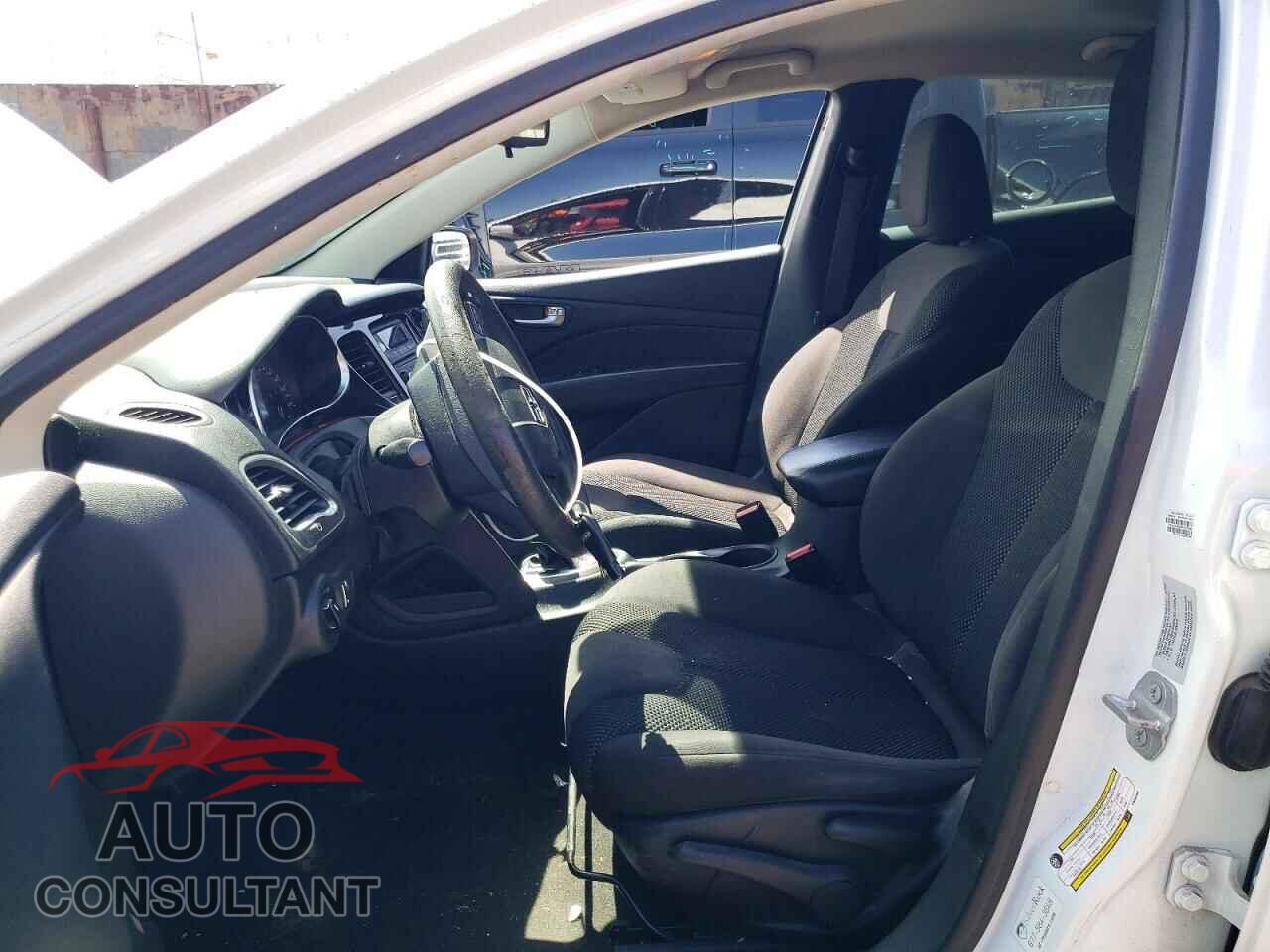 DODGE DART 2015 - 1C3CDFAA9FD338160