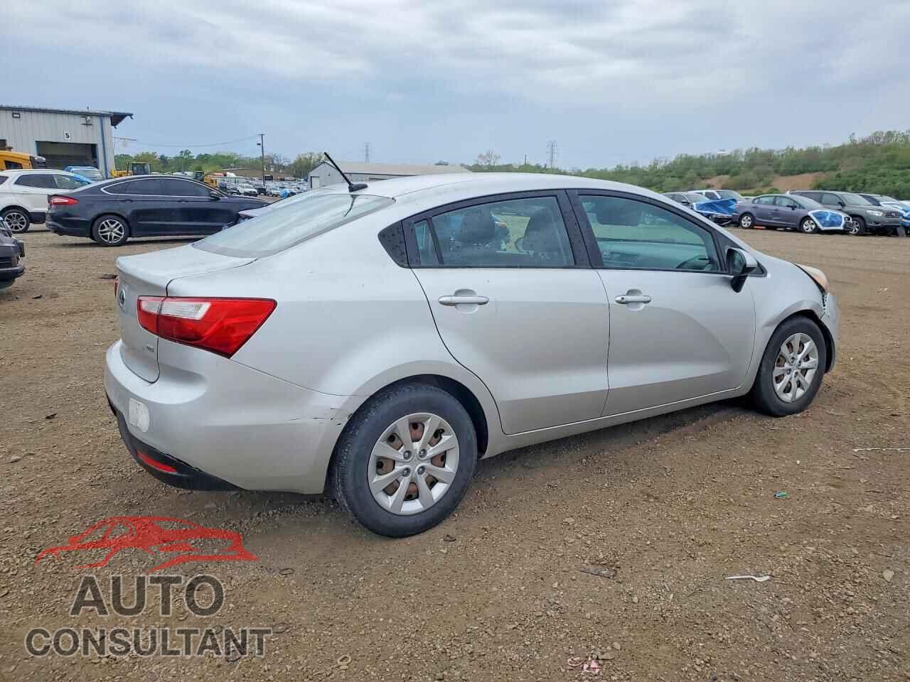 KIA RIO 2014 - KNADM4A33E6416132