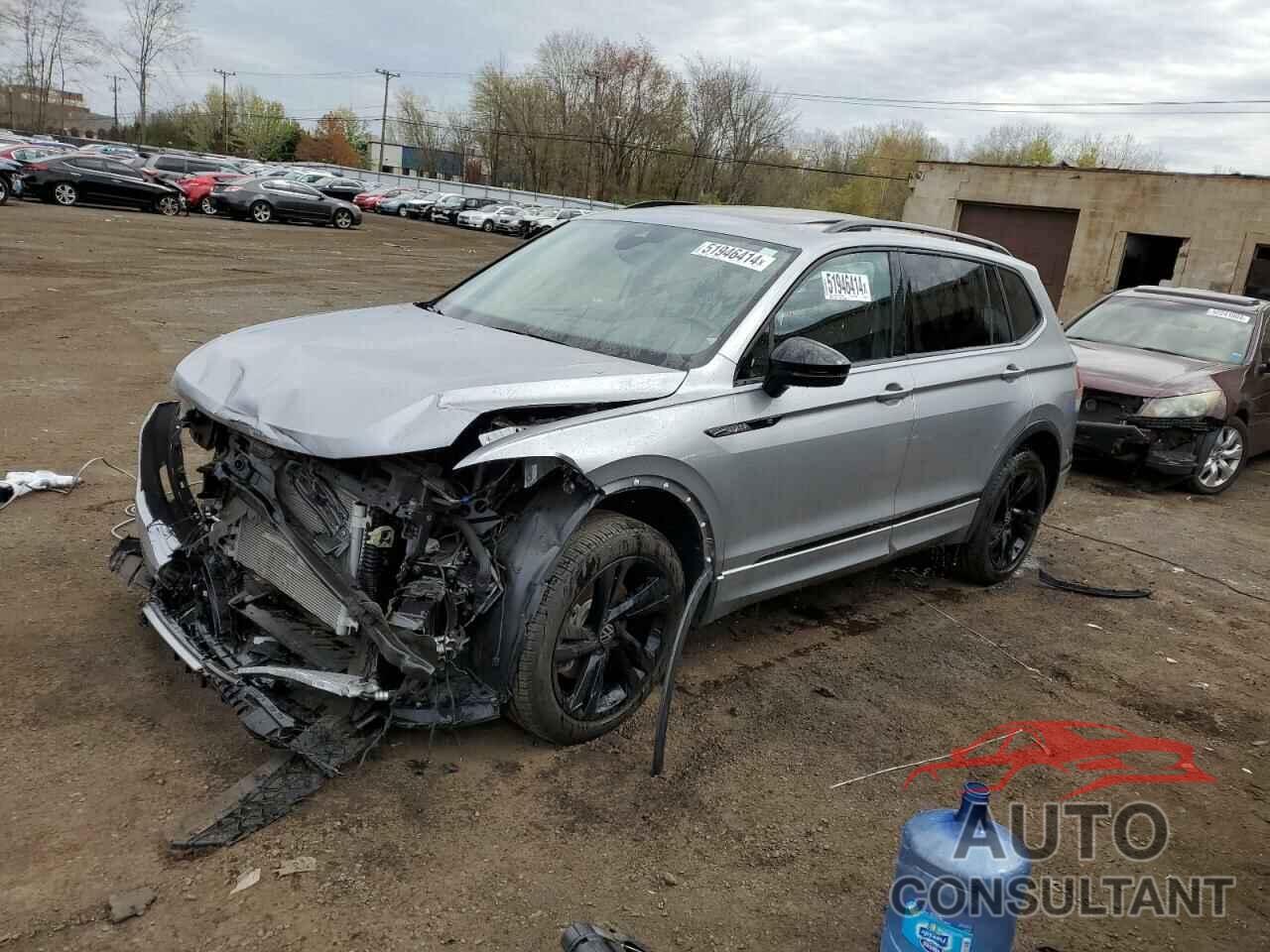 VOLKSWAGEN TIGUAN 2023 - 3VV8B7AX8PM023049