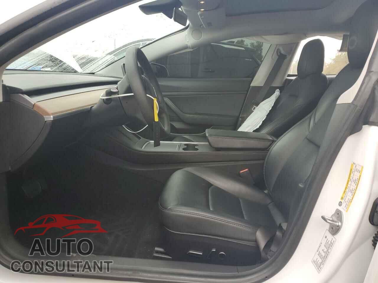 TESLA MODEL 3 2021 - 5YJ3E1EA5MF922132