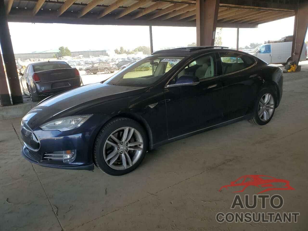 TESLA MODEL S 2013 - 5YJSA1CP8DFP07939