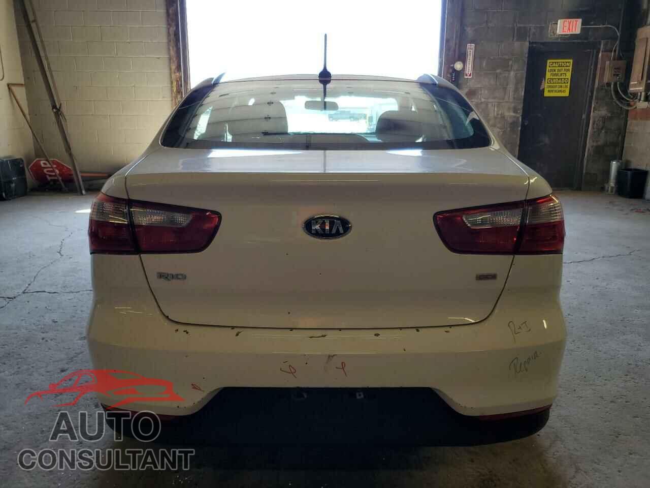 KIA RIO 2017 - KNADM4A37H6015414