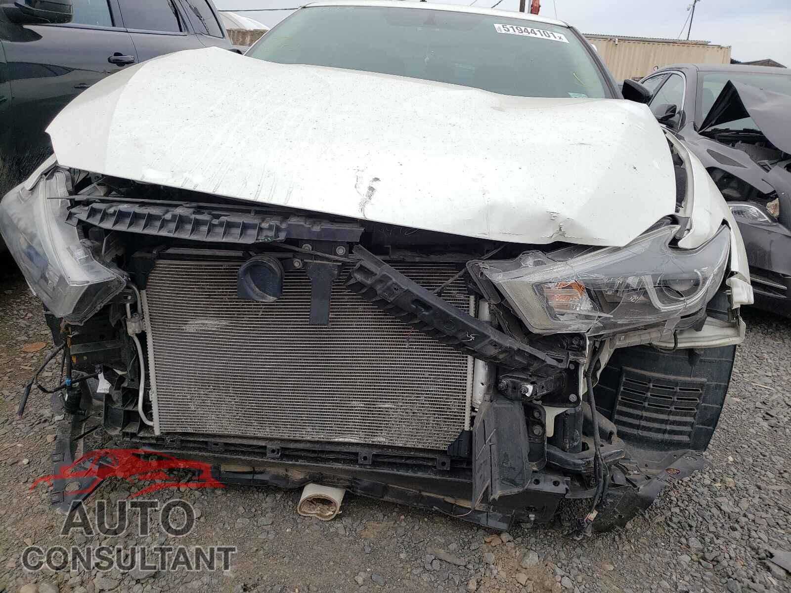 NISSAN MAXIMA 2017 - 1N4AA6AP6HC421981