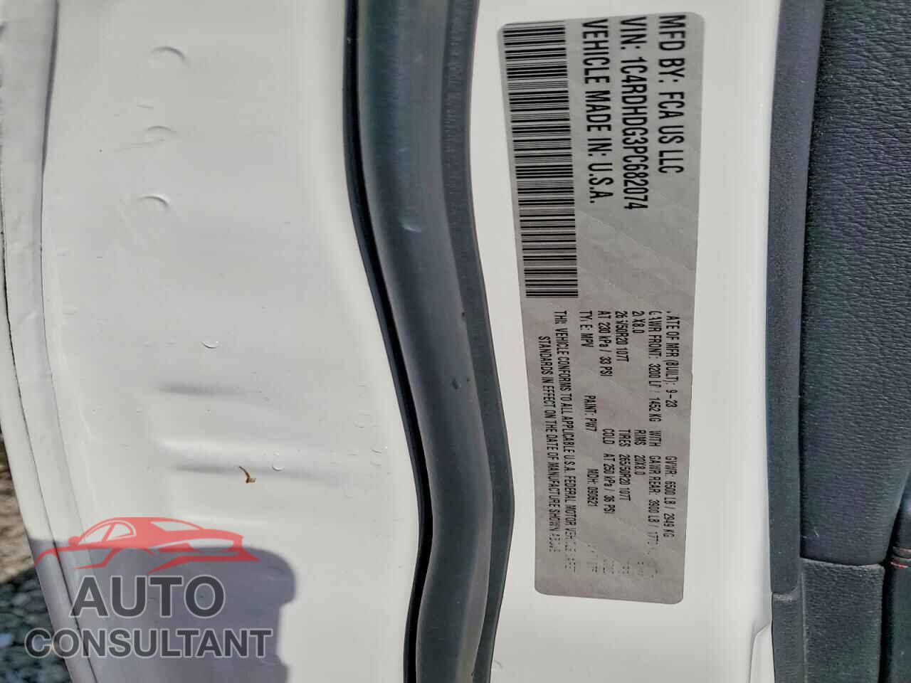 DODGE DURANGO 2023 - 1C4RDHDG3PC682074
