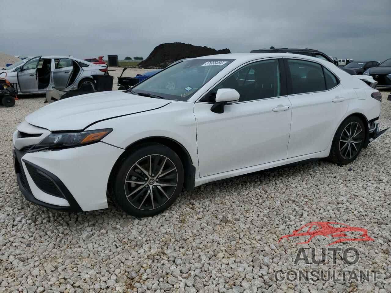 TOYOTA CAMRY 2023 - 4T1G11AK3PU813977