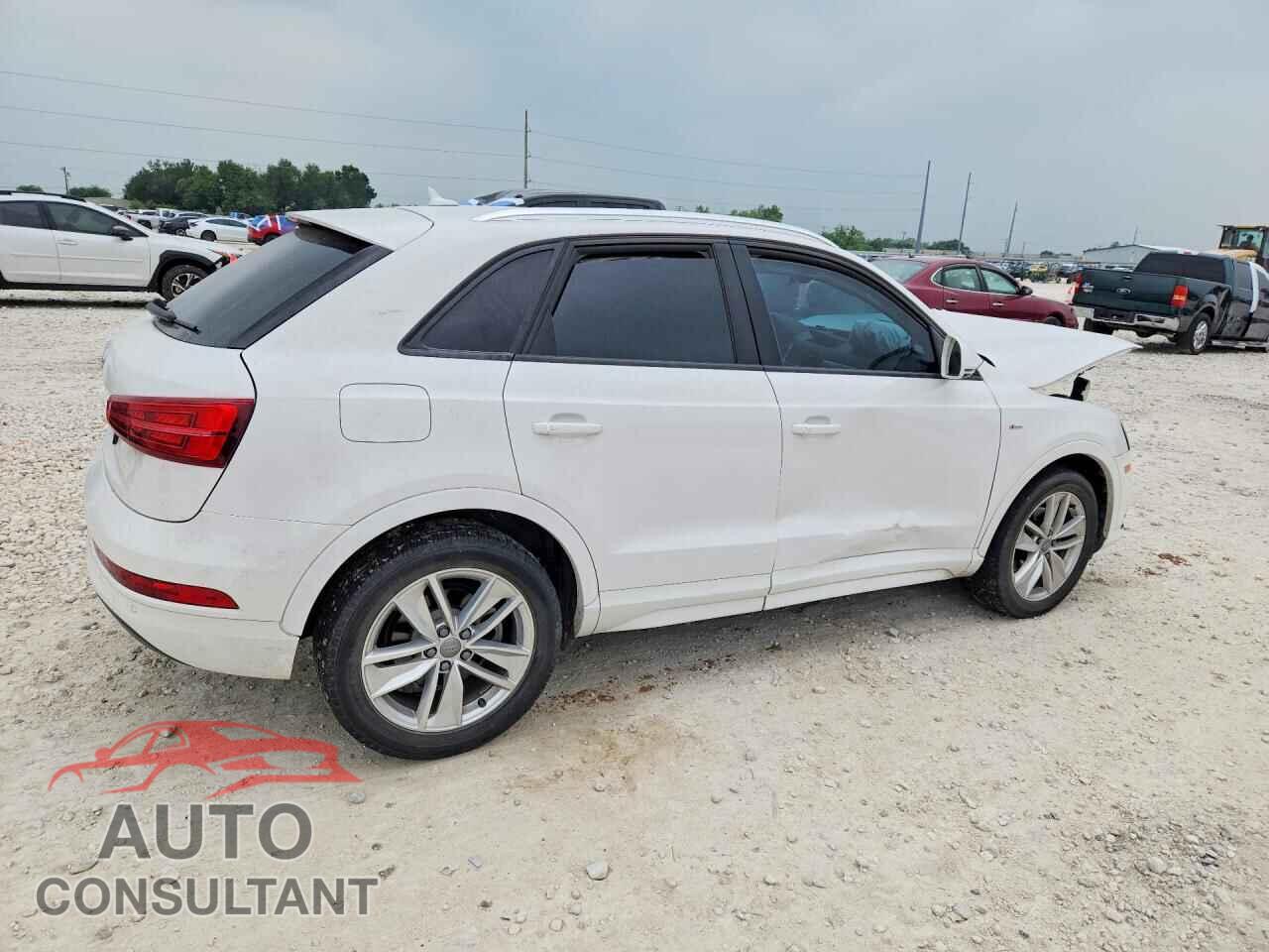AUDI Q3 2018 - WA1BCCFS1JR001370