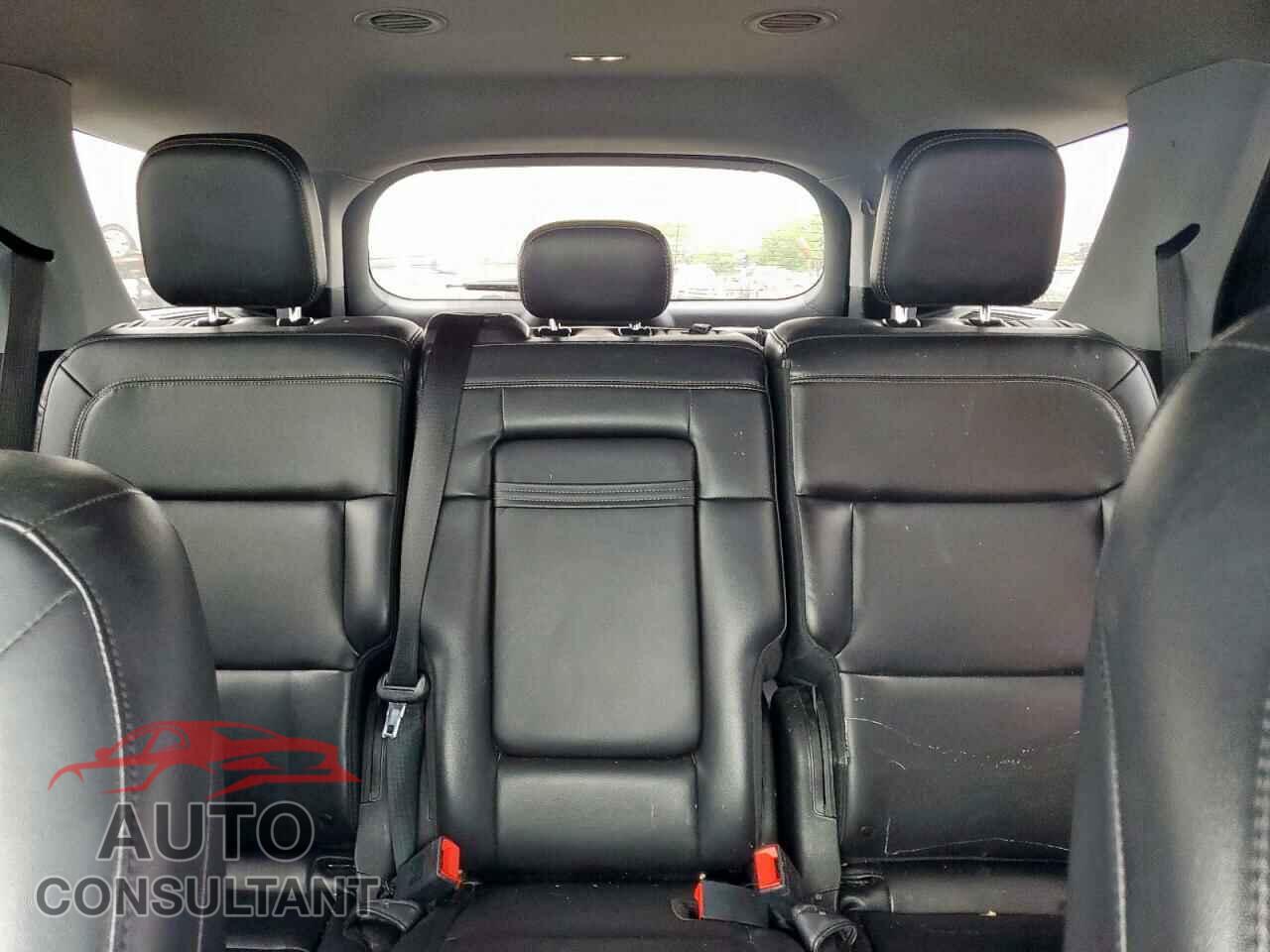 FORD EXPLORER 2022 - 1FMSK7DH5NGA30438