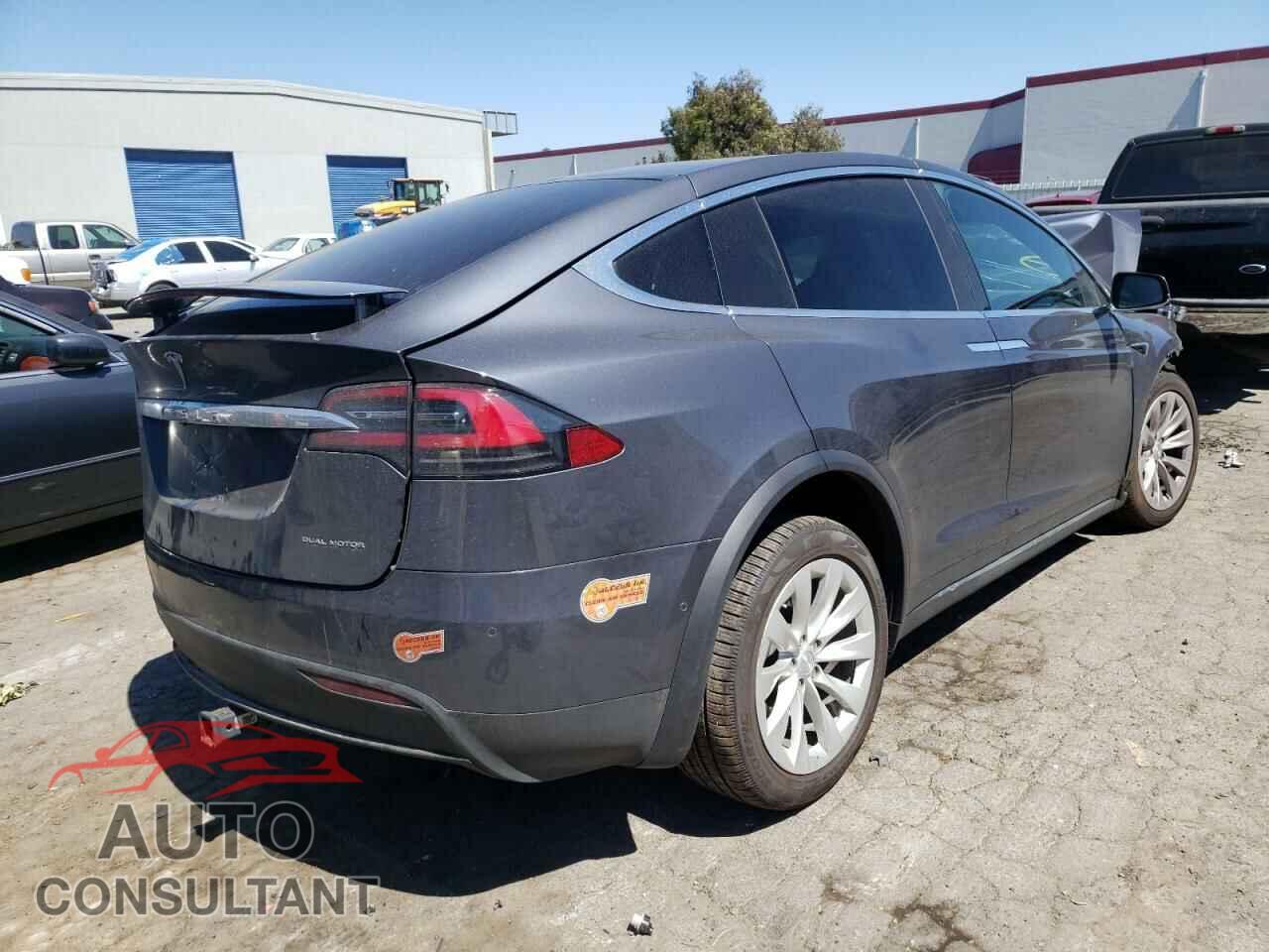 TESLA MODEL X 2020 - 5YJXCBE2XLF247639