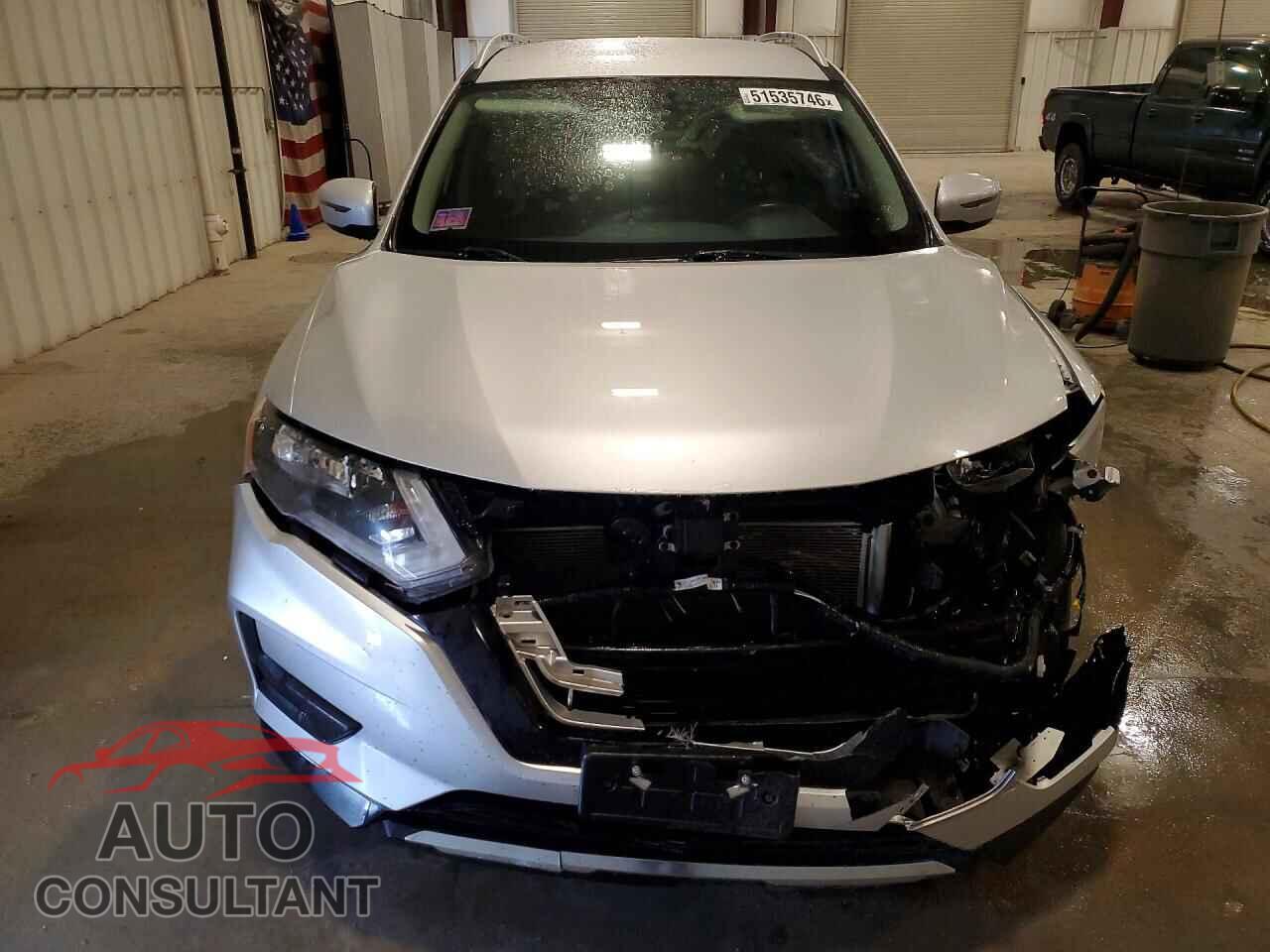 NISSAN ROGUE 2018 - KNMAT2MVXJP585675