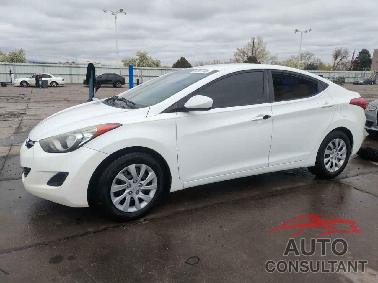 HYUNDAI ELANTRA 2011 - 5NPDH4AE8BH013161