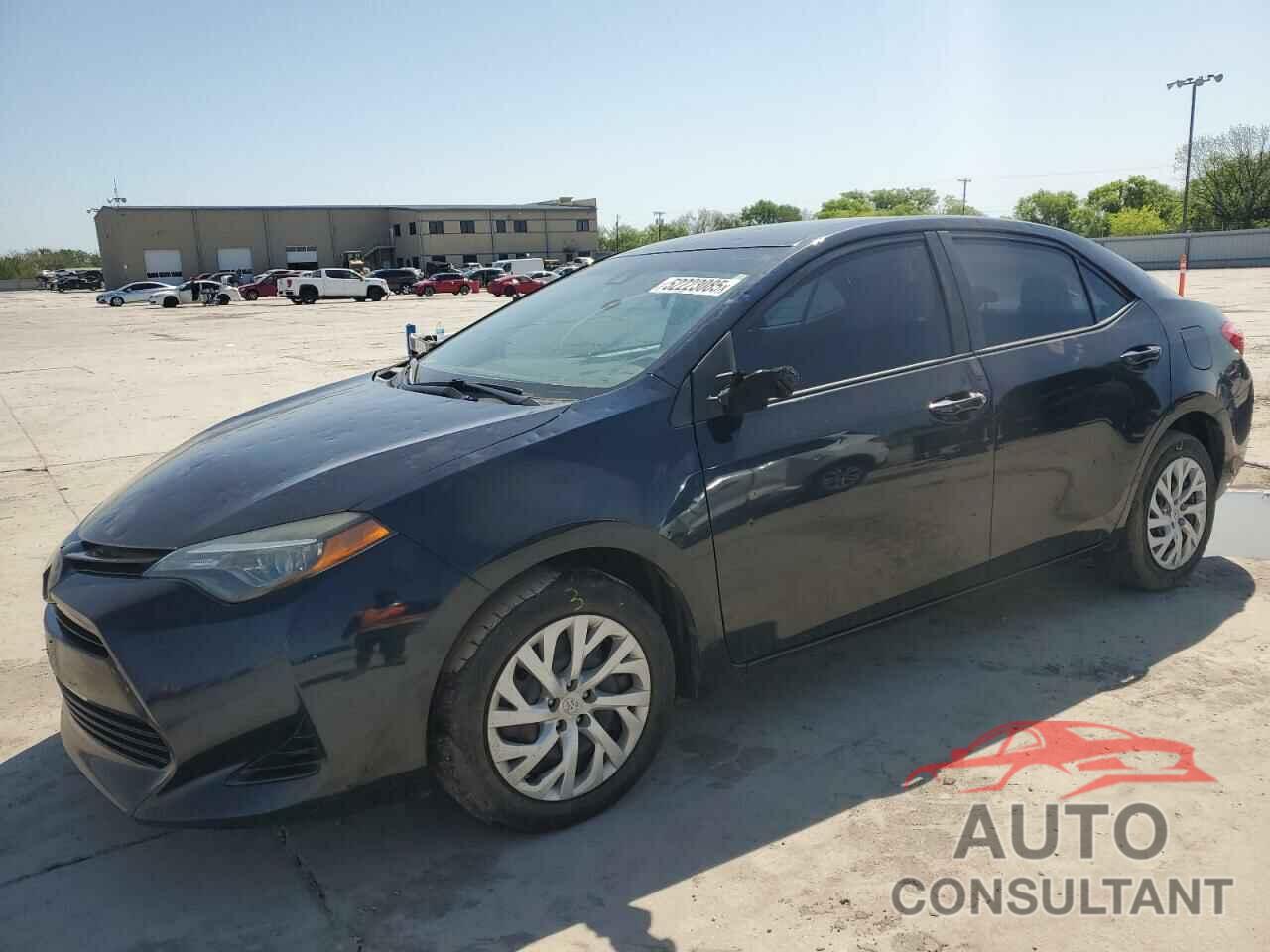 TOYOTA COROLLA 2018 - 5YFBURHE3JP785512