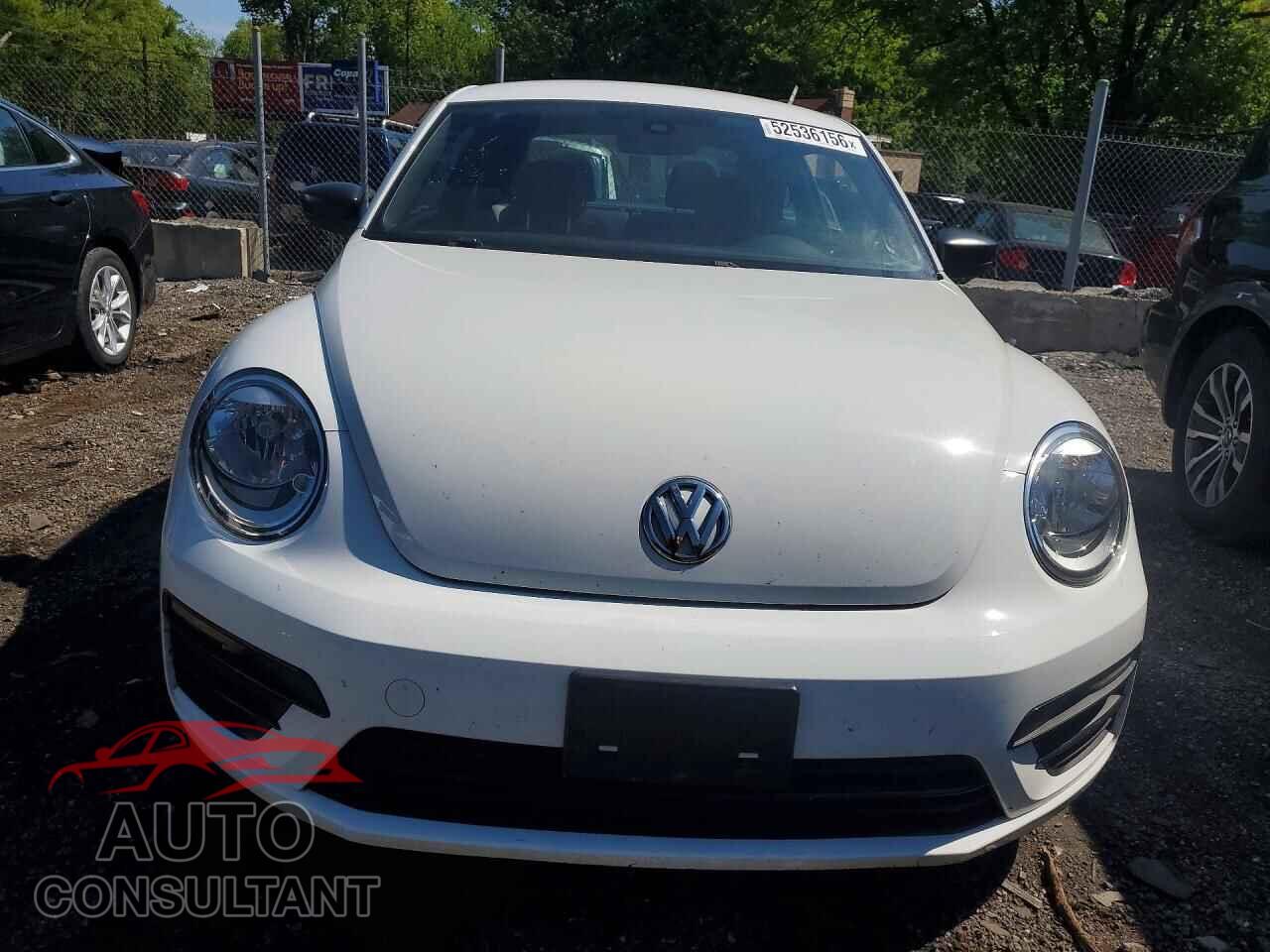 VOLKSWAGEN BEETLE 2017 - 3VWF17AT6HM607227