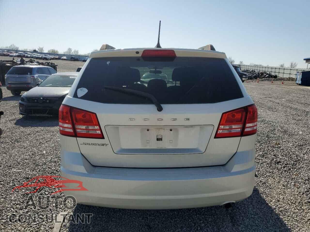 DODGE JOURNEY 2018 - 3C4PDCAB0JT276333