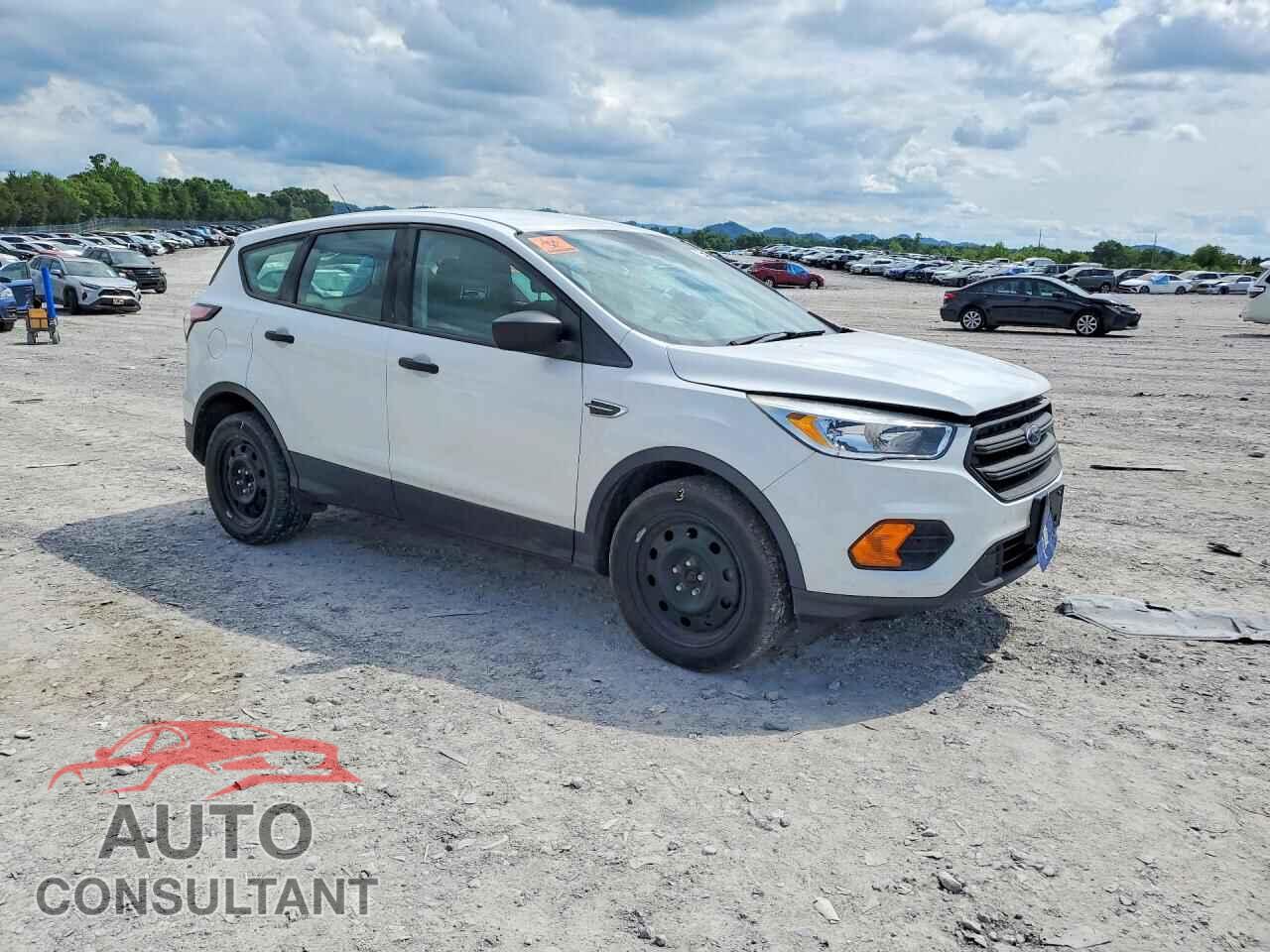 FORD ESCAPE 2017 - 1FMCU0F77HUB98226
