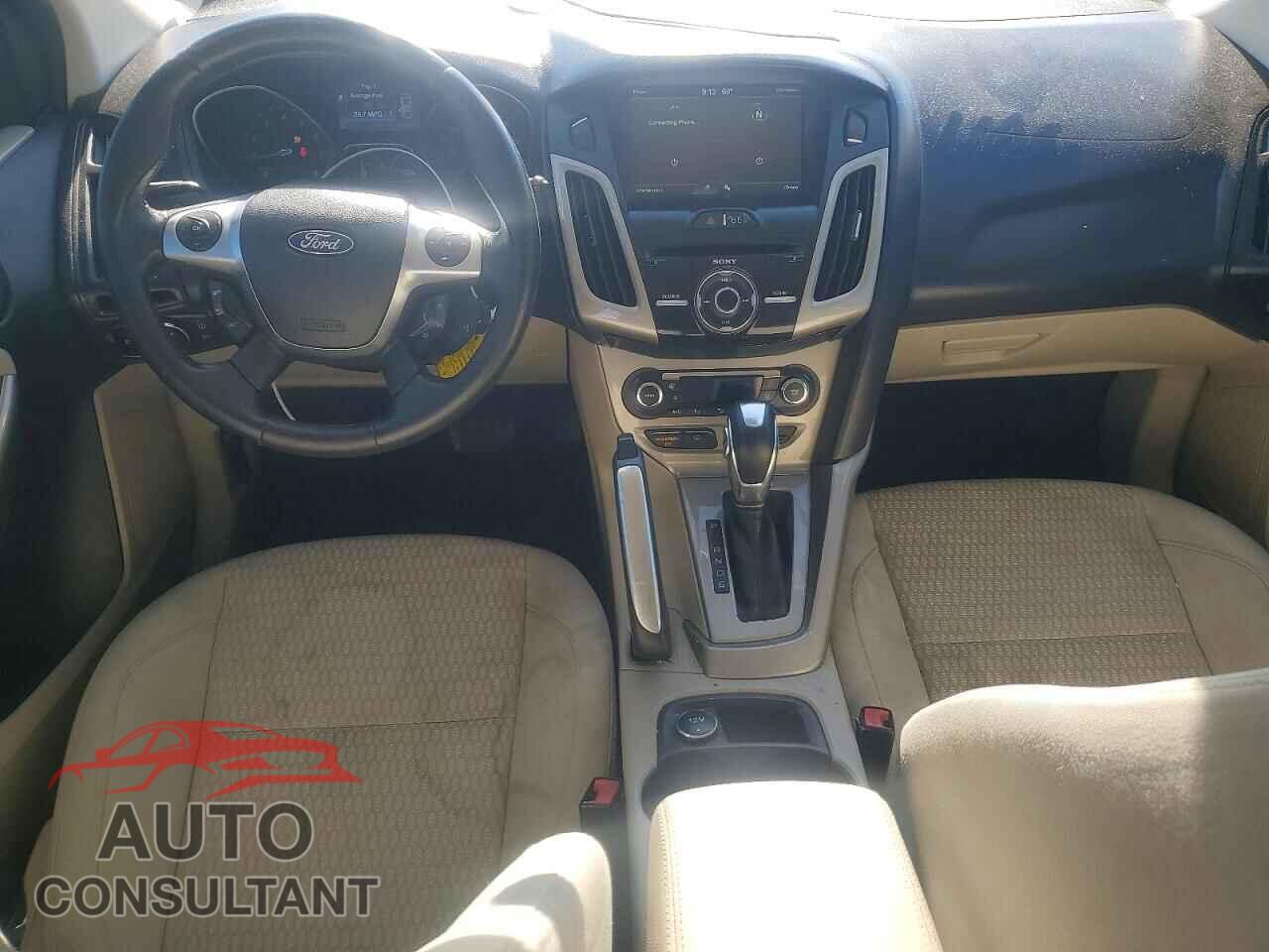 FORD FOCUS 2012 - 1FAHP3M21CL429975