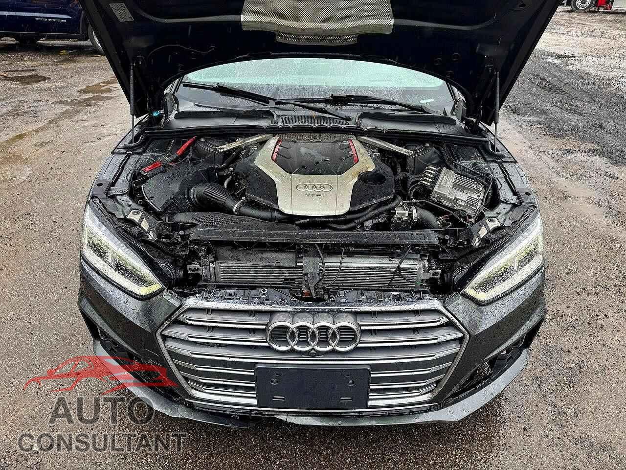 AUDI S5/RS5 2018 - WAUR4AF5XJA010435