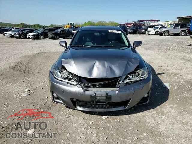 LEXUS IS 2013 - JTHBE5C28D5031931