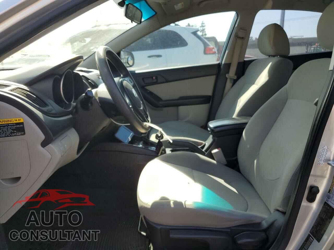 KIA FORTE 2012 - KNAFU4A2XC5591478