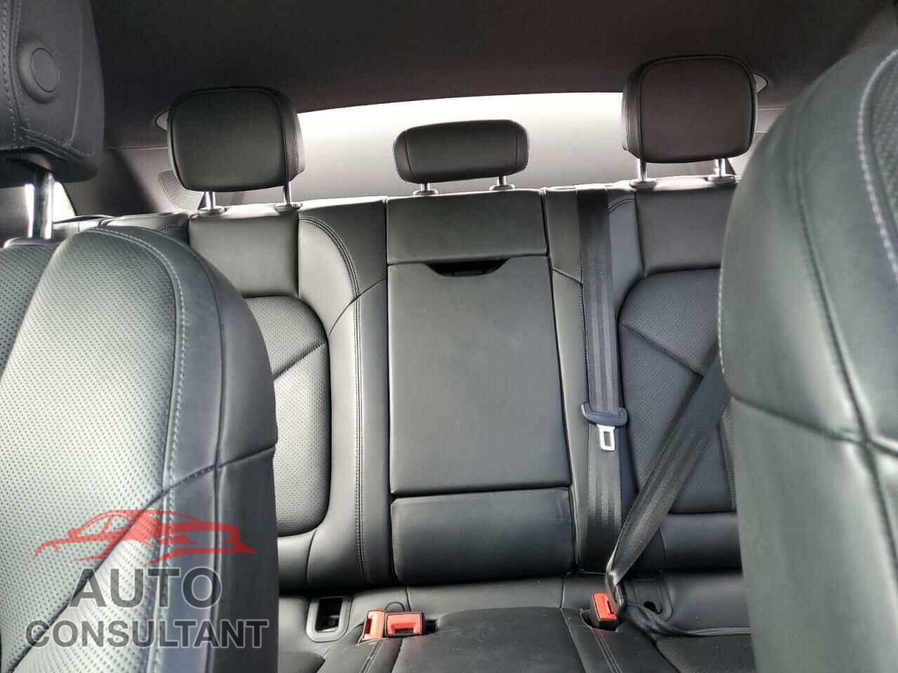 PORSCHE MACAN 2018 - WP1AA2A59JLB15055