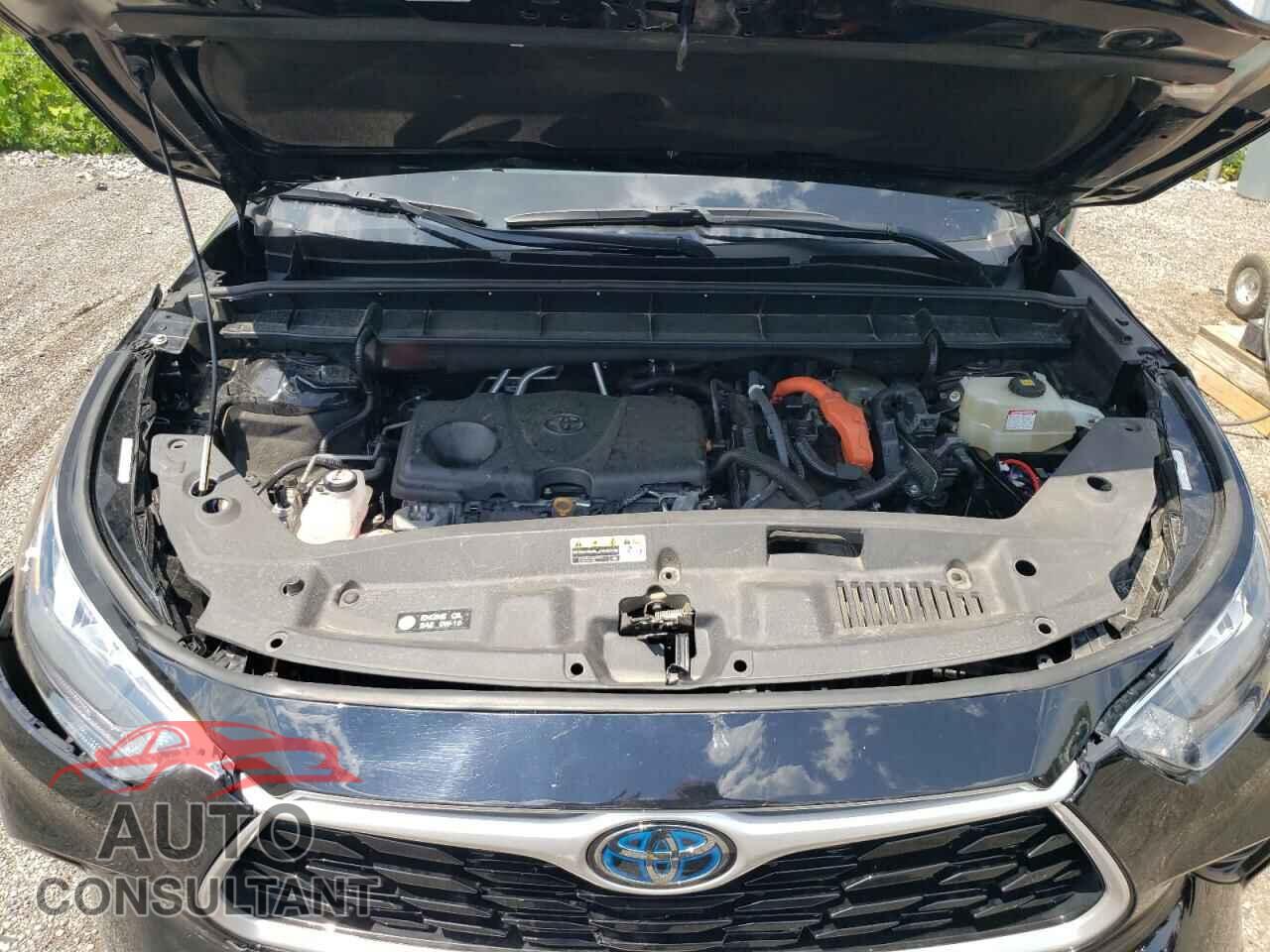 TOYOTA HIGHLANDER 2020 - 5TDBBRCH1LS502834