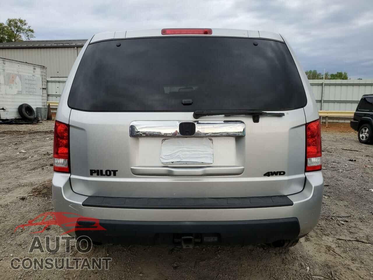 HONDA PILOT 2011 - 5FNYF4H41BB046117