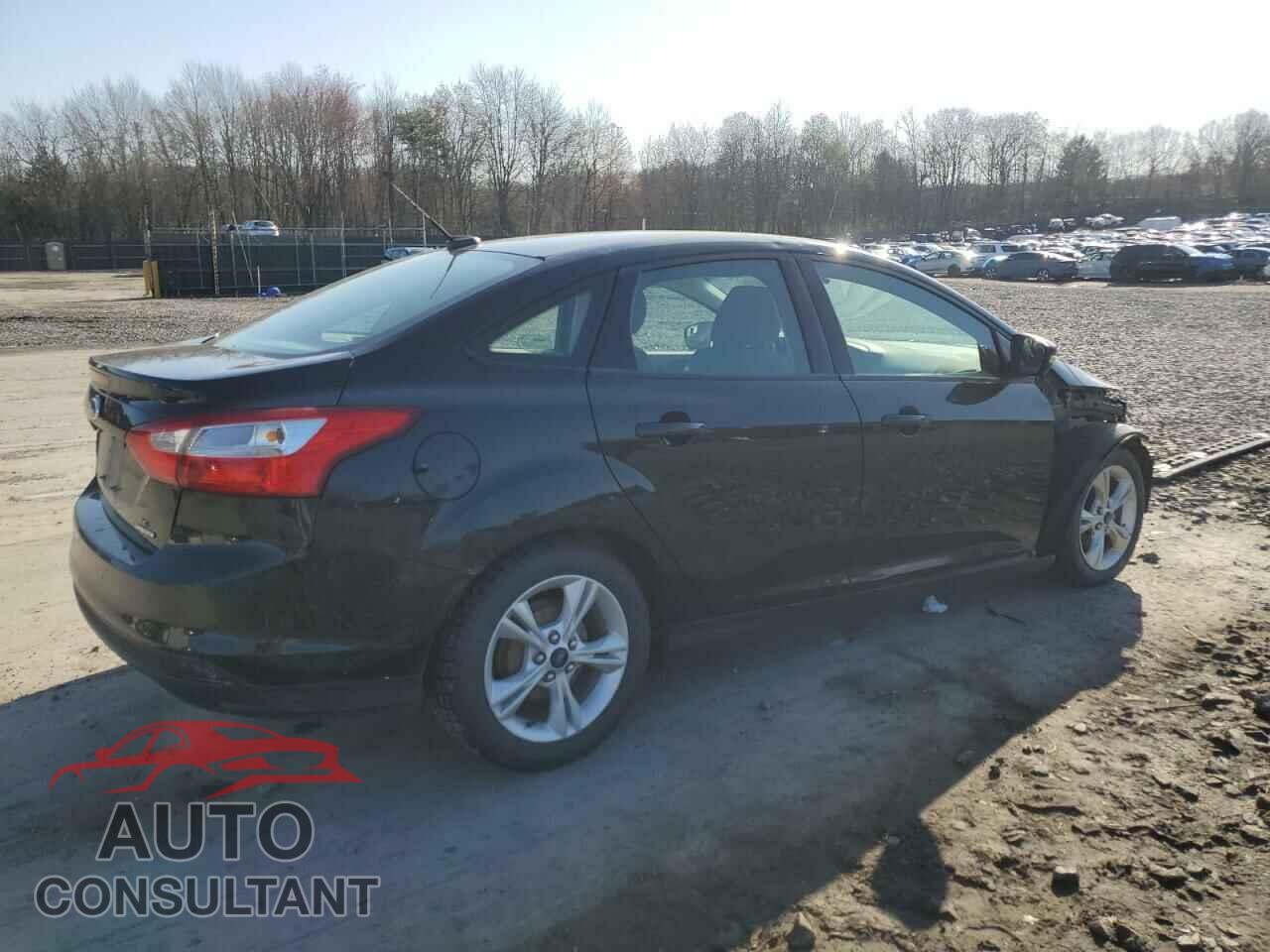 FORD FOCUS 2014 - 1FADP3F2XEL417578