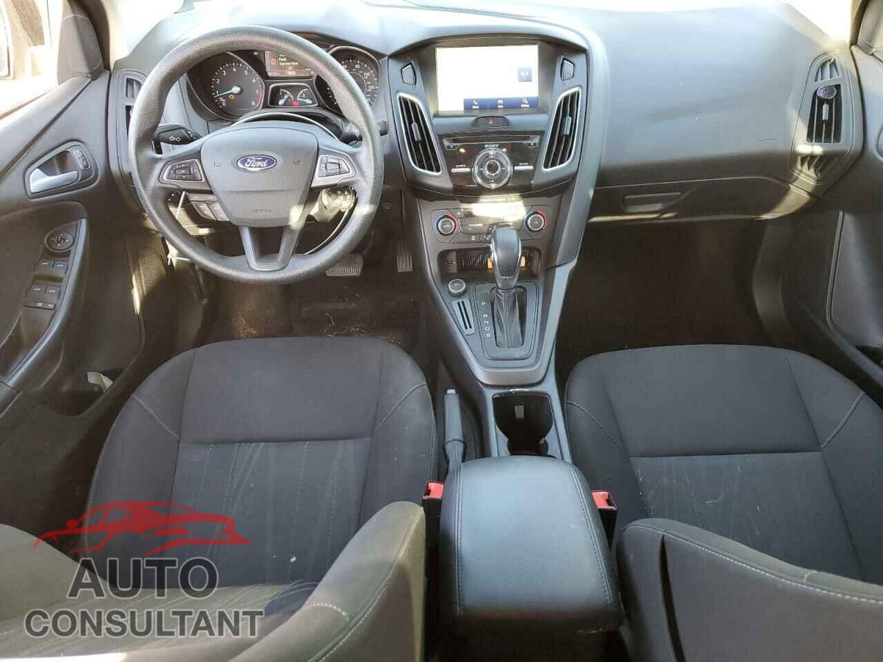 FORD FOCUS 2017 - 1FADP3H24HL324945