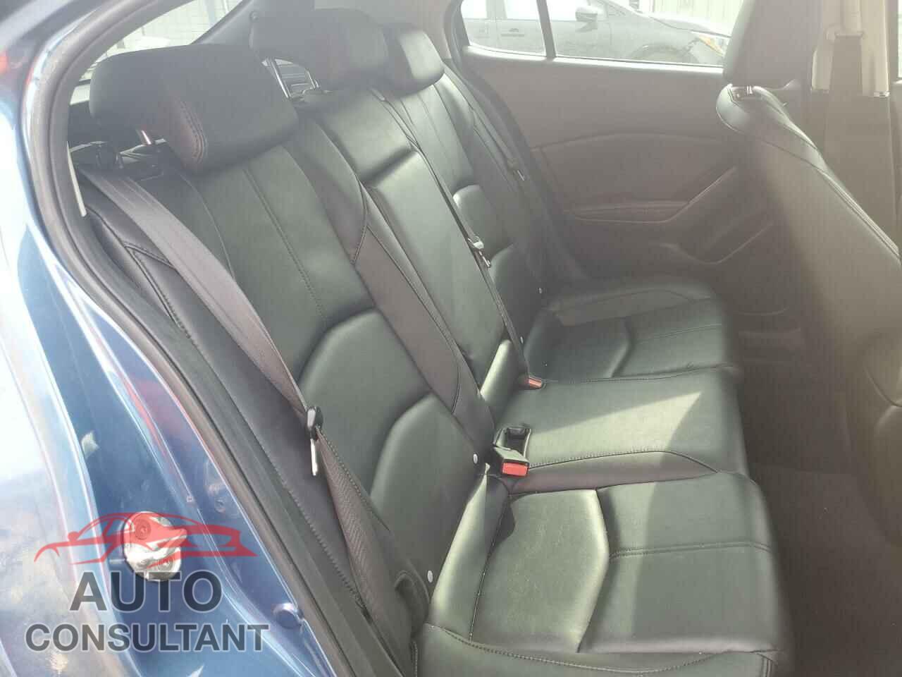 MAZDA 3 2017 - 3MZBN1L76HM107178