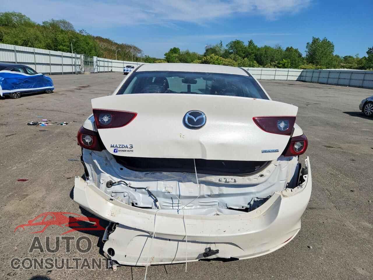 MAZDA 3 2023 - 3MZBPACM8PM374837