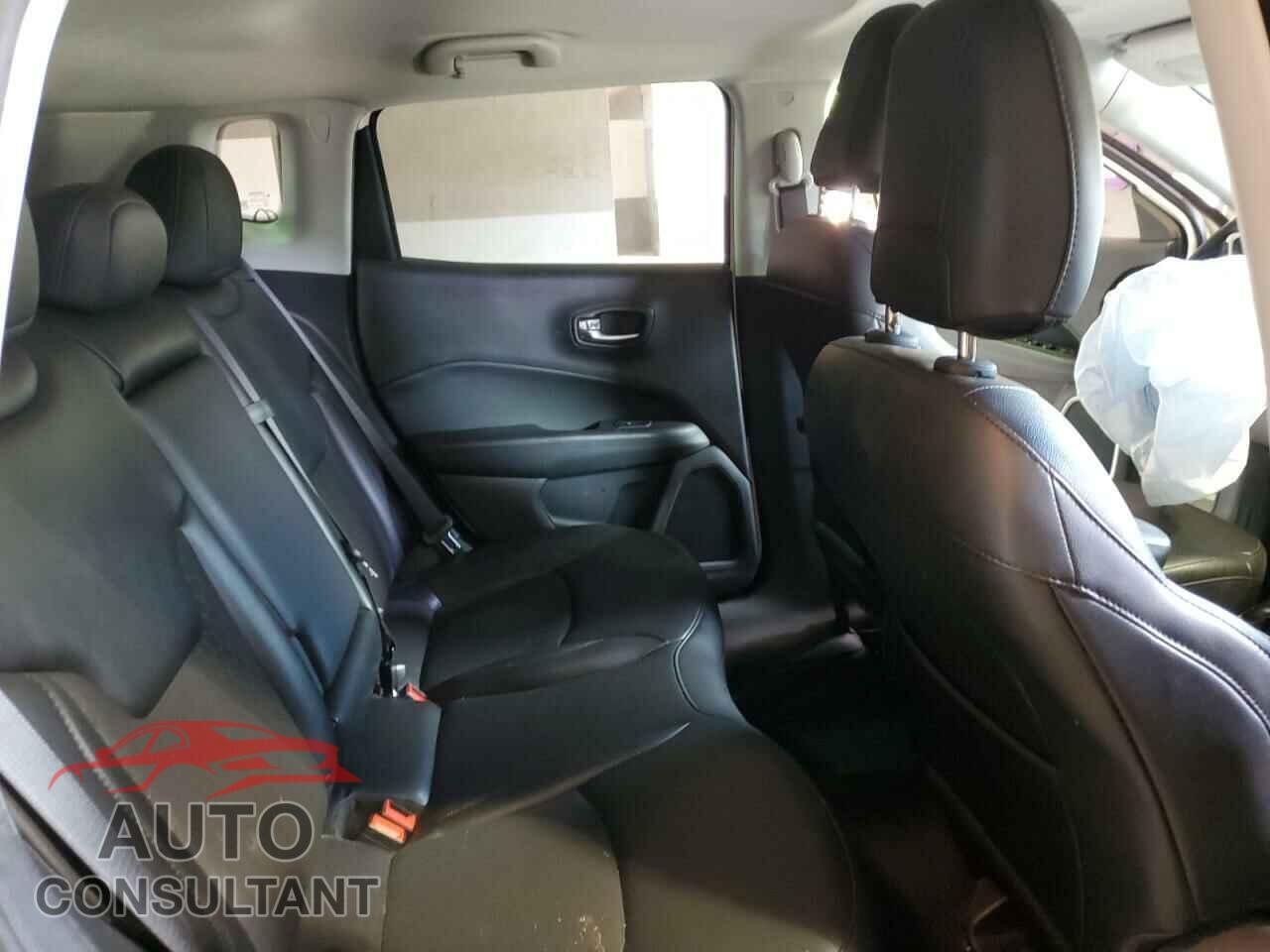 JEEP COMPASS 2020 - 3C4NJDBB8LT229042