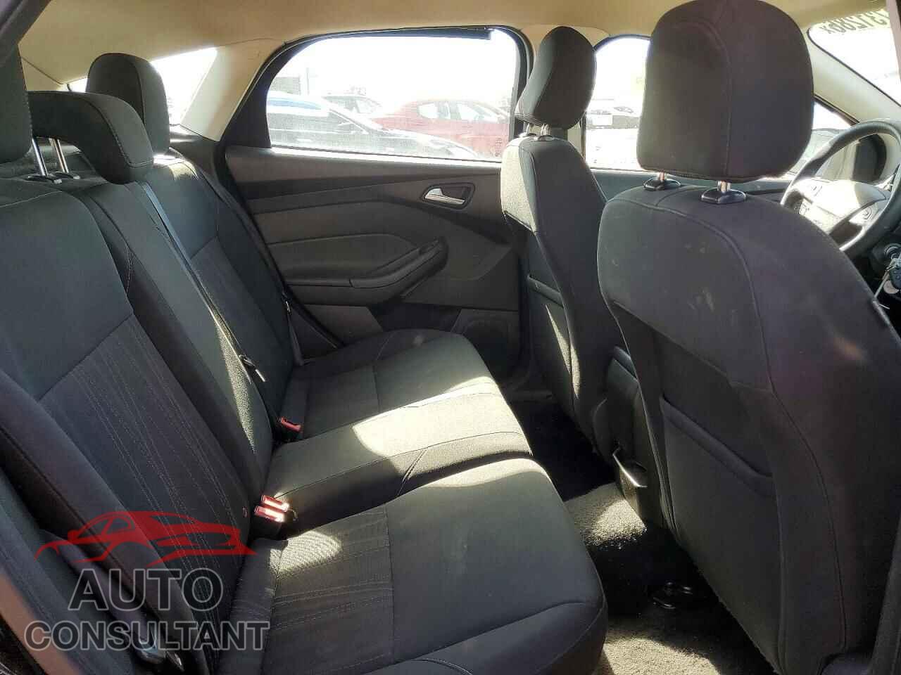FORD FOCUS 2016 - 1FADP3K2XGL357780