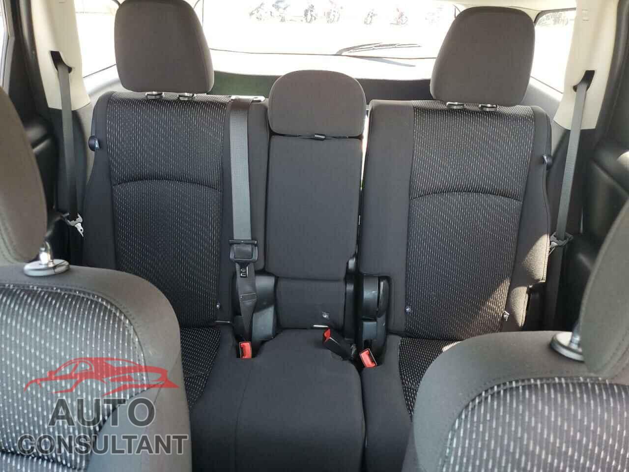 DODGE JOURNEY 2018 - 3C4PDCAB9JT447726