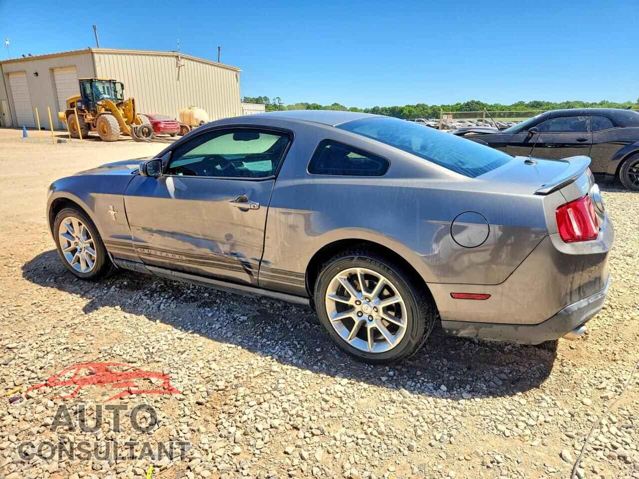 FORD MUSTANG 2011 - 1ZVBP8AM0B5132876