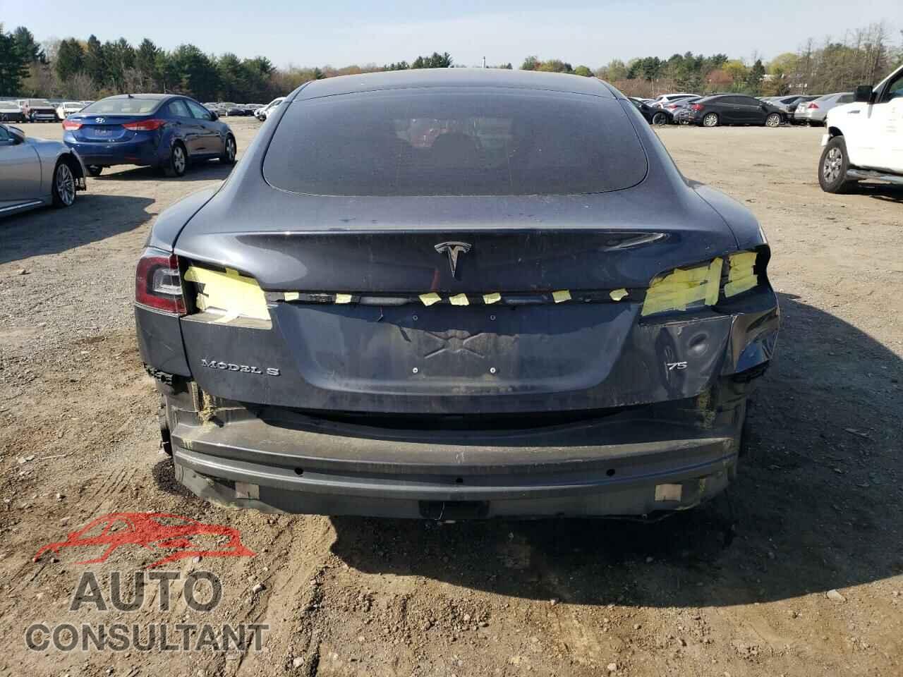 TESLA MODEL S 2017 - 5YJSA1E14HF199502